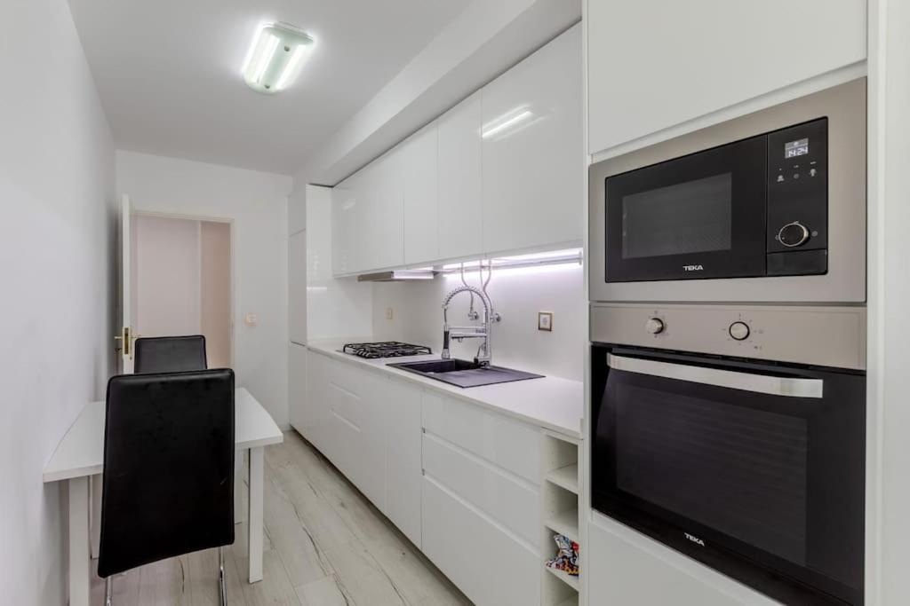 Spacious 3-Bedroom Condo In Lizbona Zewnętrze zdjęcie