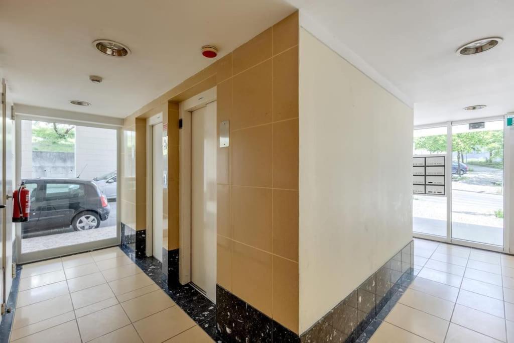 Spacious 3-Bedroom Condo In Lizbona Zewnętrze zdjęcie